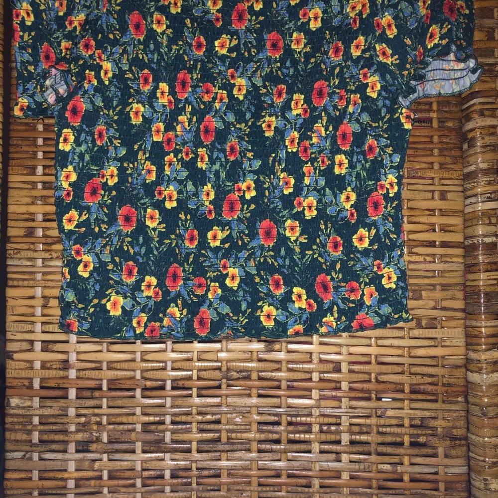 Rue 21 XL Flower Print